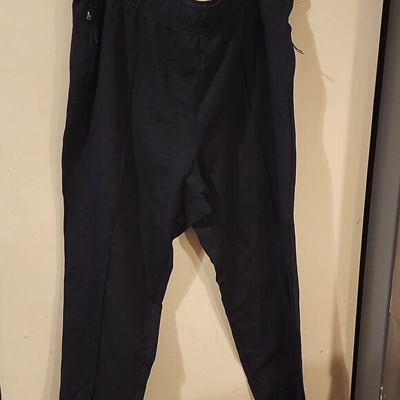 Old navy jogger - Picture 1 of 4